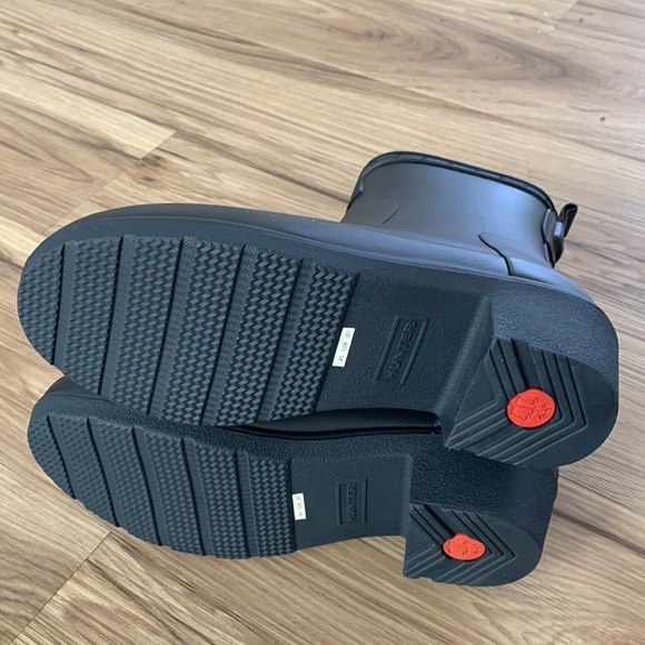 hunter Original Refined ankle biker rain boot - Picture 6 of 8